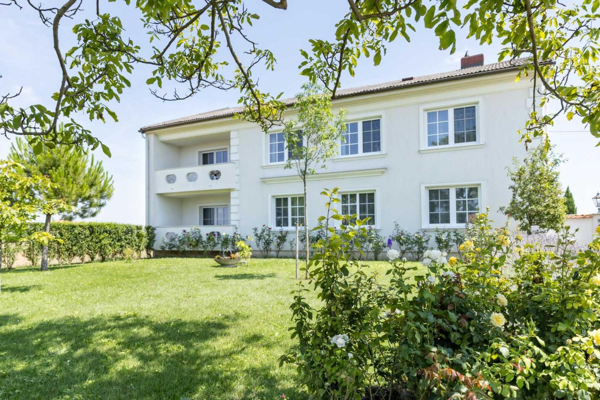 Sekt & Wein - Walter Klein Apartment Illmitz Exterior photo